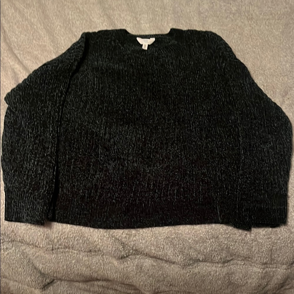 Woman’s Green Time&Tru Sweater